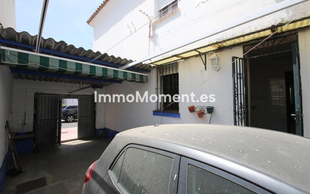 Resale - Townhouse - Estepona - Estepona Centro
