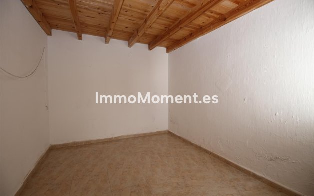 Resale - Townhouse - Estepona - Estepona Centro