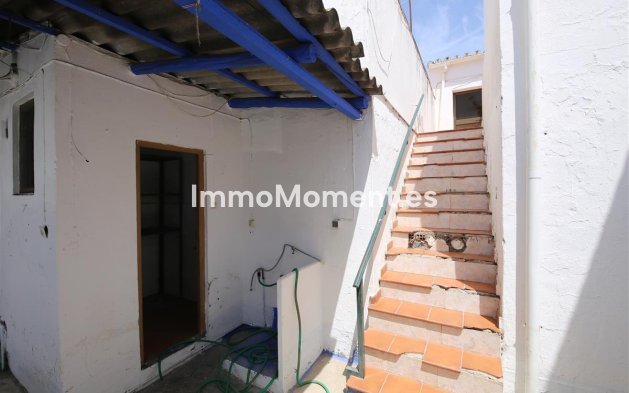 Resale - Townhouse - Estepona - Estepona Centro