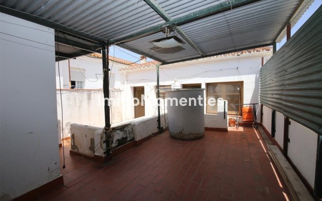 Resale - Townhouse - Estepona - Estepona Centro