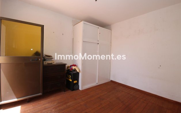 Resale - Townhouse - Estepona - Estepona Centro
