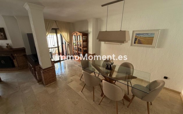Bestaande woning - Rijtjeshuis - Estepona  - Estepona Centro