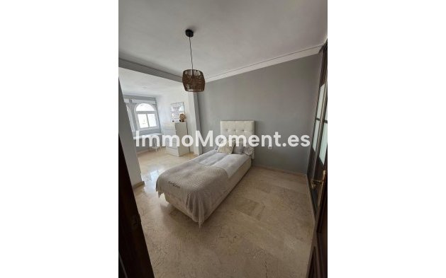 Bestaande woning - Rijtjeshuis - Estepona  - Estepona Centro