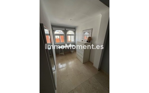 Bestaande woning - Rijtjeshuis - Estepona  - Estepona Centro
