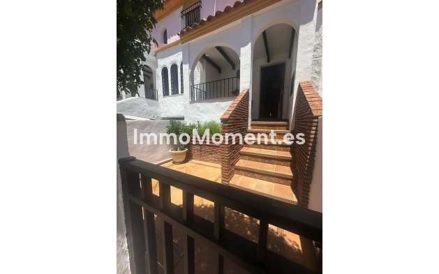 Bestaande woning - Rijtjeshuis - Estepona  - Estepona Centro
