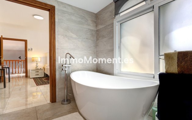 Bestaande woning - Vrijstaande villa - Casares - Casares Centro