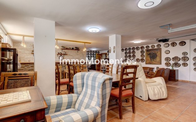 Bestaande woning - Vrijstaande villa - Casares - Casares Centro