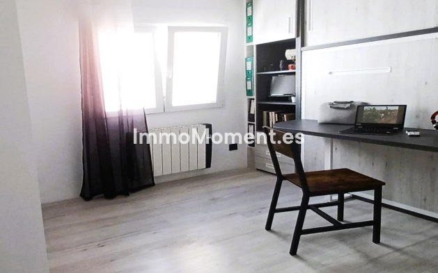 Resale - Apartment - Pilar de la Horadada - Pilar de la Horadada Centro