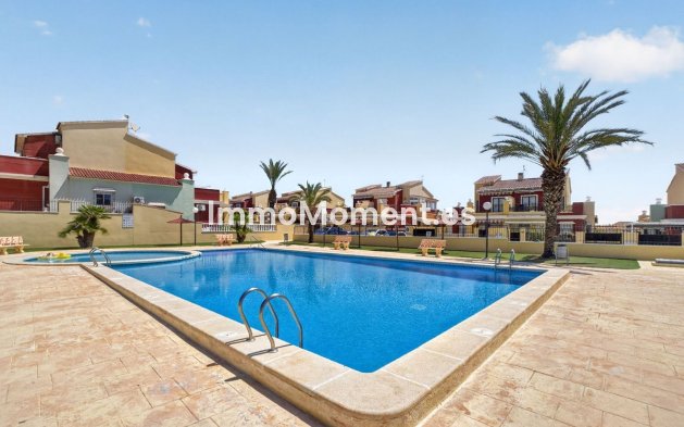 Resale - Townhouse - Torrevieja - Aguas Nuevas
