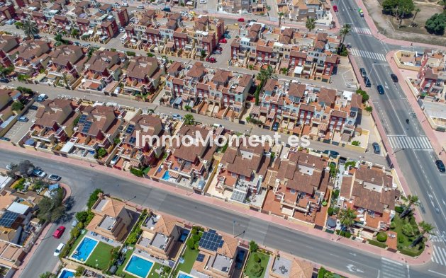 Resale - Townhouse - Torrevieja - Aguas Nuevas
