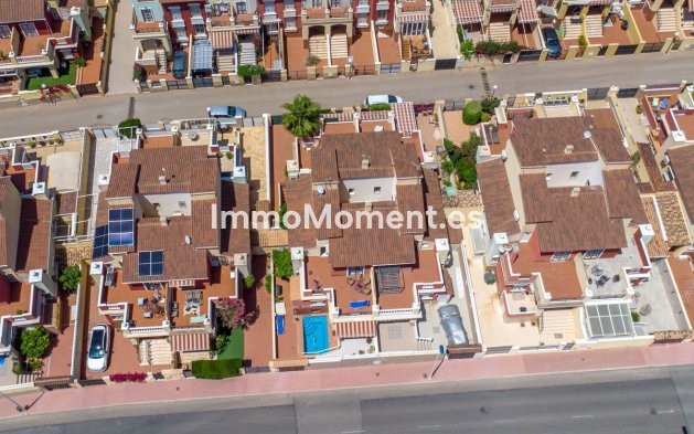 Resale - Townhouse - Torrevieja - Aguas Nuevas