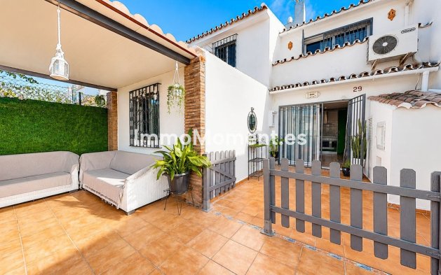 Wiederverkauf - Reihenhaus - Estepona  - Estepona Centro