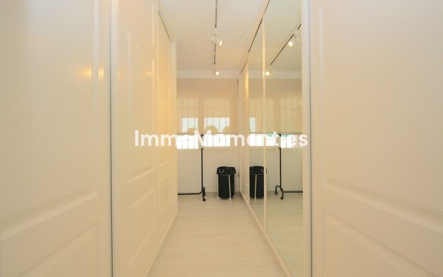 Reventa - Villa independiente - Mijas - Mijas Golf