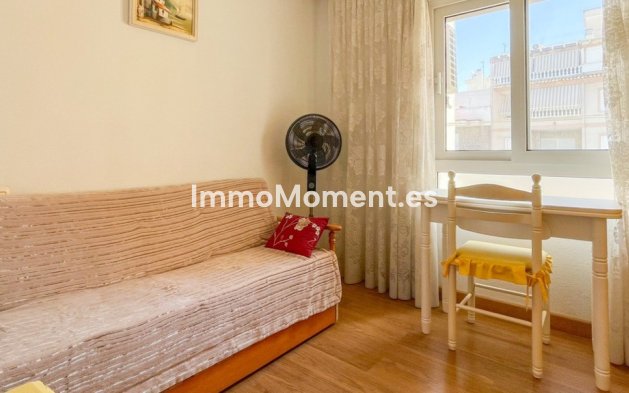 Wiederverkauf - Wohnung - Torrevieja - Torrevieja Centro