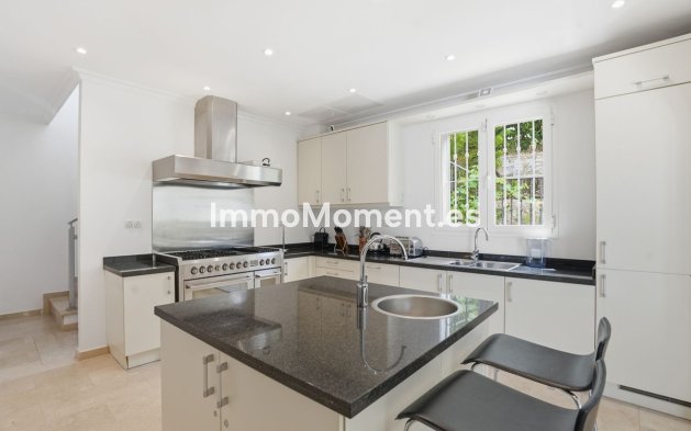 Resale - Detached villa - Inland  - Istán
