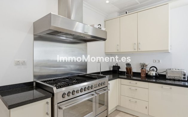 Resale - Detached villa - Inland  - Istán