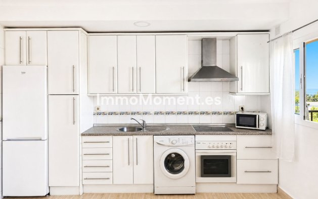 Resale - Apartment - Manilva - San Luis de Sabinillas