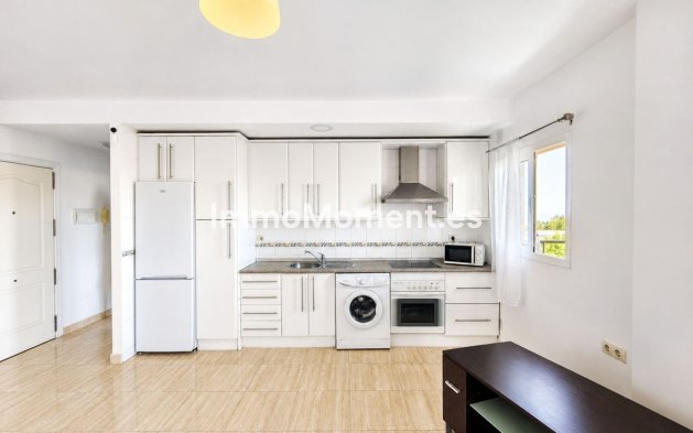 Resale - Apartment - Manilva - San Luis de Sabinillas
