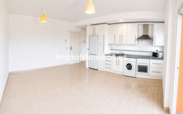 Resale - Apartment - Manilva - San Luis de Sabinillas