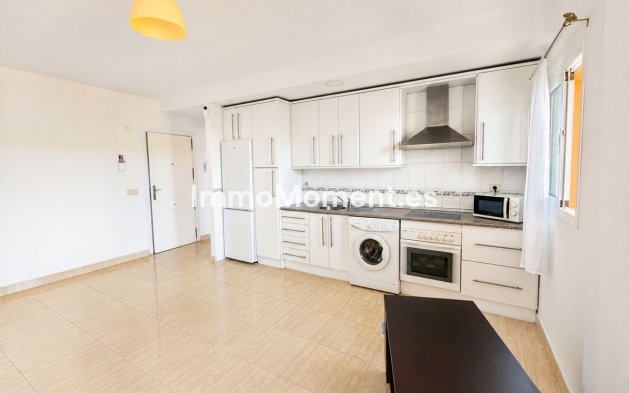 Resale - Apartment - Manilva - San Luis de Sabinillas