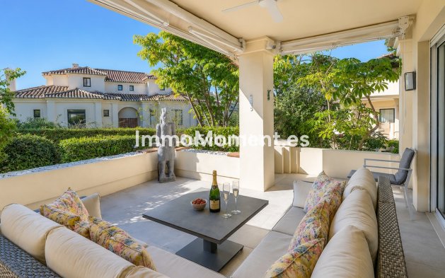 Resale - Apartment - Benahavís - Benahavís Centro