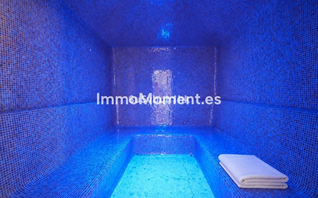 Resale - Apartment - Benahavís - Benahavís Centro