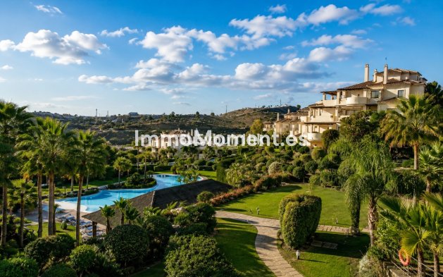Resale - Apartment - Benahavís - Benahavís Centro