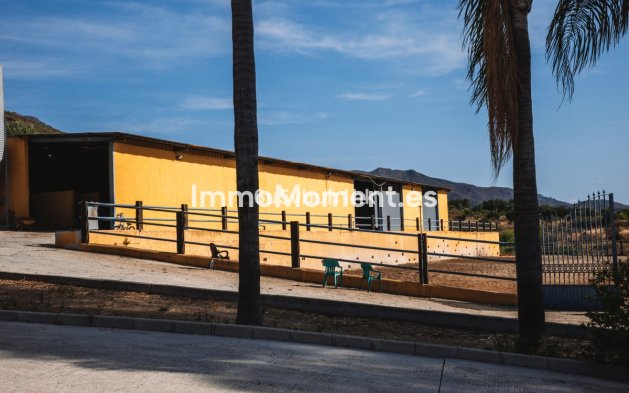 Reventa - Casa de campo - Mijas - Entrerrios