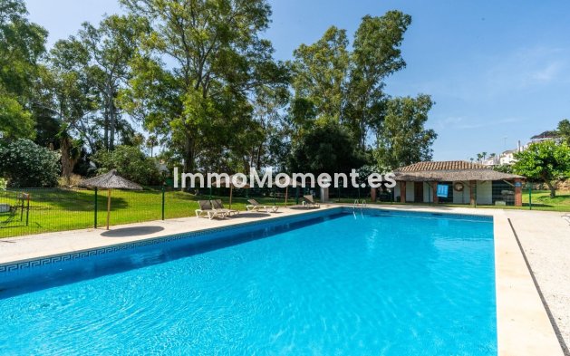 Bestaande woning - Appartement - Estepona  - Atalaya
