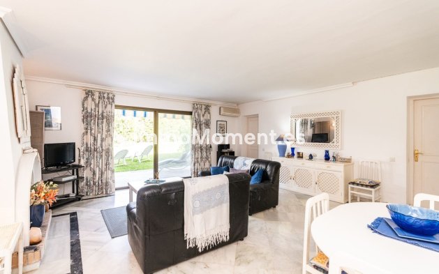 Bestaande woning - Appartement - Estepona  - Atalaya