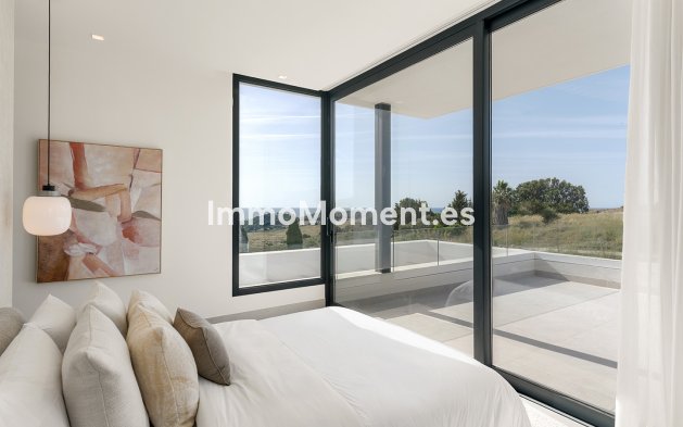 Nieuwbouw - Vrijstaande villa - Estepona  - Estepona