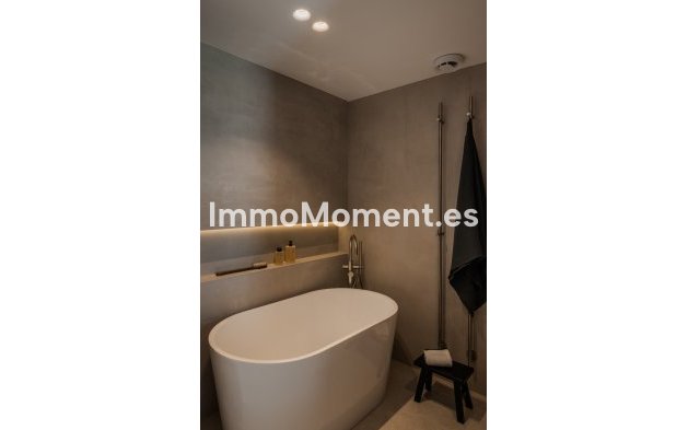 Revente - Appartement - Marbella - Nueva Andalucía
