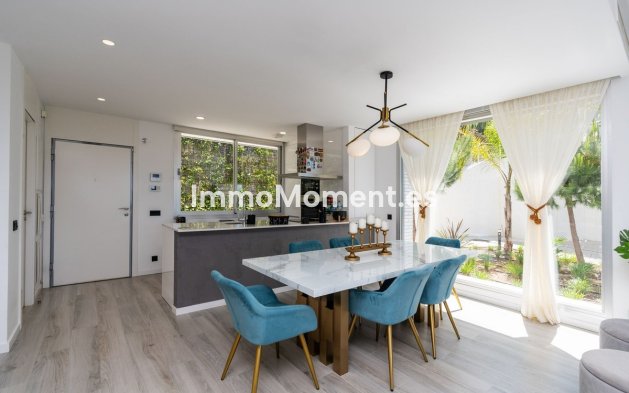Revente - Maison mitoyenne - Estepona  - Cancelada