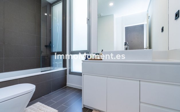 Revente - Maison mitoyenne - Estepona  - Cancelada