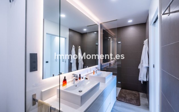 Revente - Maison mitoyenne - Estepona  - Cancelada