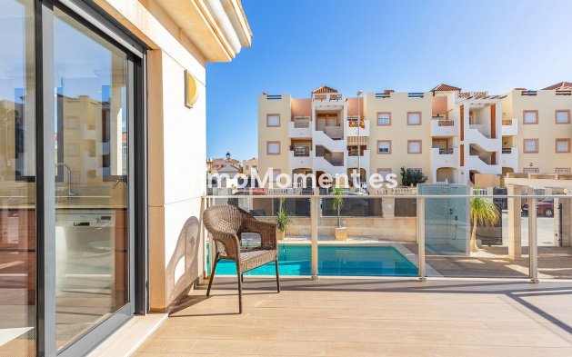 Reventa - Villa independiente - Orihuela - Cabo roig - La Zenia