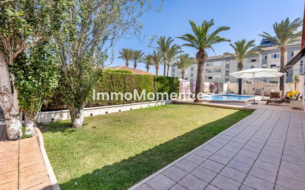 Wiederverkauf - Freistehende Villa - Orihuela - Rocio del Mar
