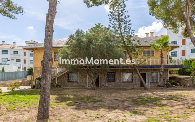 Bestaande woning - Vrijstaande villa - Orihuela - Orihuela Costa