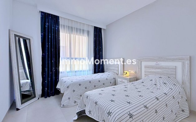 Resale - Apartment - Pilar de la Horadada - Torre de la Horadada