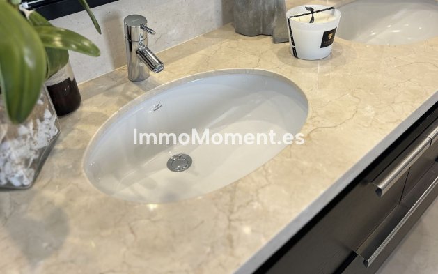 Resale - Apartment - Benahavís - La Quinta