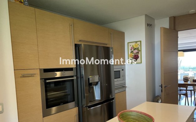 Resale - Apartment - Benahavís - La Quinta