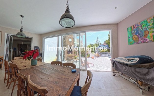 Wiederverkauf - Freistehende Villa - Benalmadena - Torremuelle