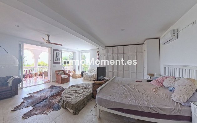 Wiederverkauf - Freistehende Villa - Benalmadena - Torremuelle