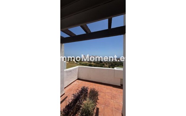 Resale - Apartment - Estepona - Valle Romano