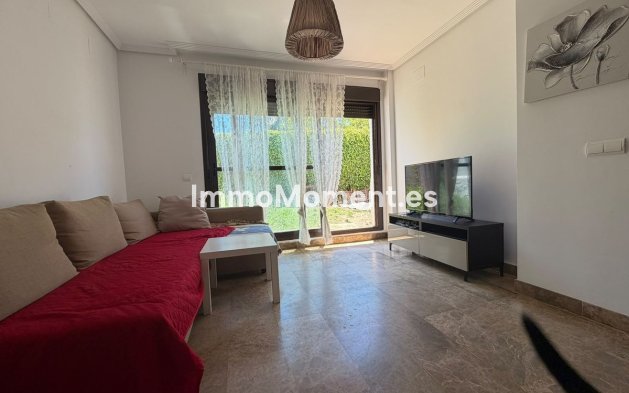 Wiederverkauf - Wohnung - Estepona  - Selwo