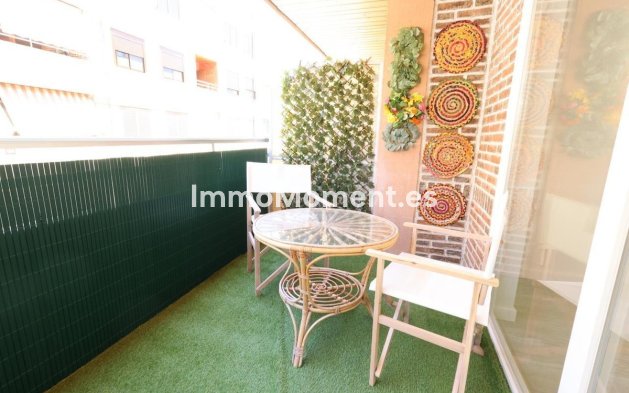 Resale - Apartment - Torrevieja - Torrevieja Centro