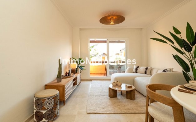 Resale - Apartment - Casares - Casares Centro