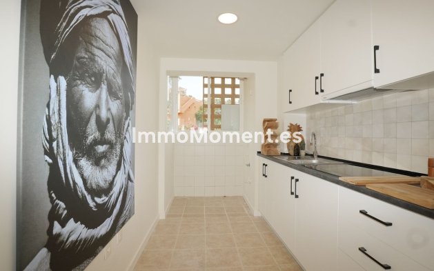 Resale - Apartment - Casares - Casares Centro