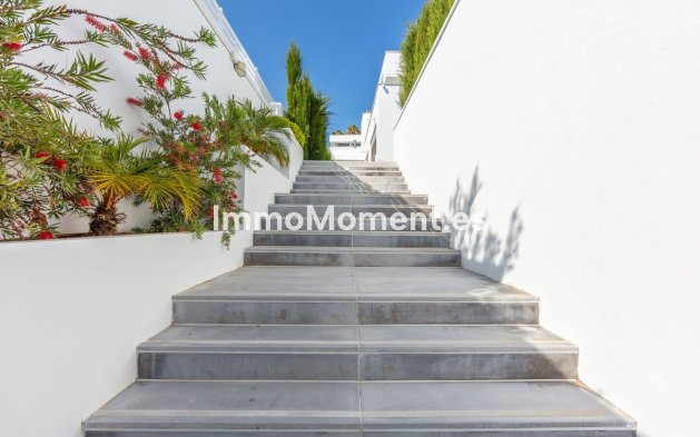 Resale - Detached villa - Manilva - La Duquesa