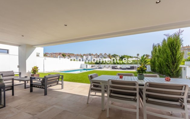 Resale - Detached villa - Manilva - La Duquesa